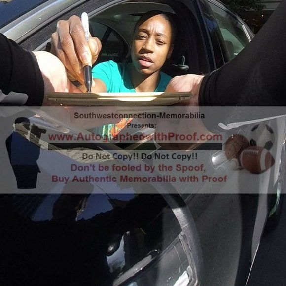 Jewell Loyd Signed ND Irish Basketball Floor Board Beckett Autographed BAS Cert - Picture 2 of 5